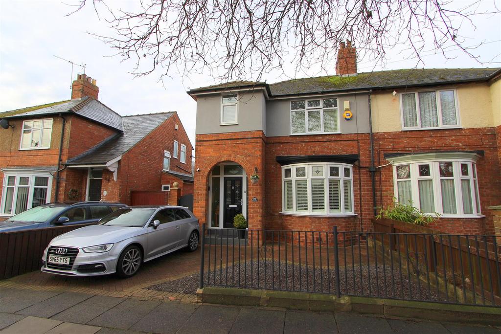 Davison Road, Darlington 3 bed semidetached house £795 pcm (£183 pw)