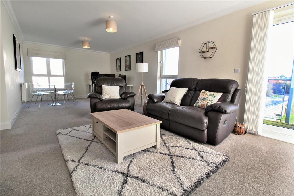 Living room 2.jpg