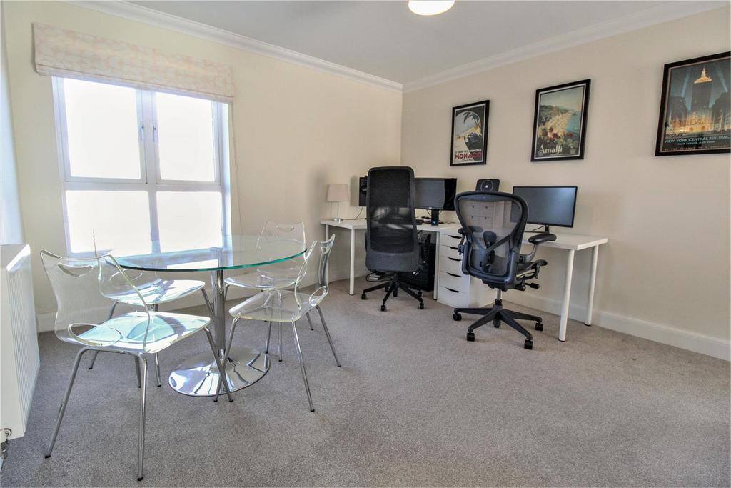 Dining area.jpg