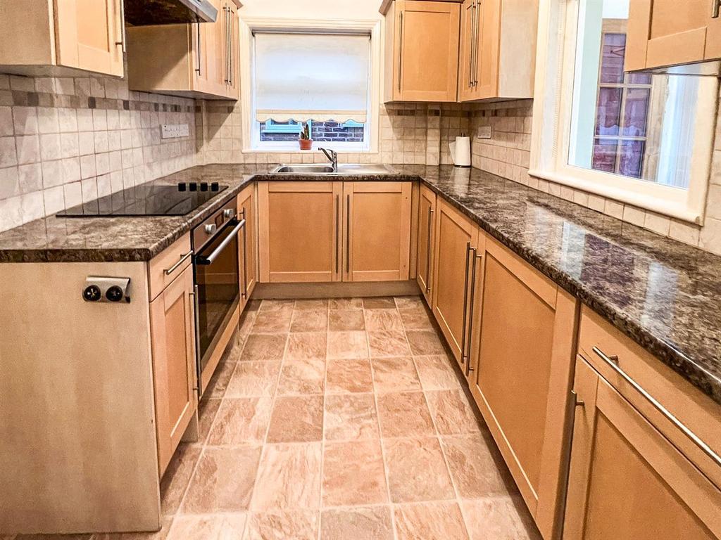 Carberry Drive, Portchester 2 bed semidetached bungalow for sale £