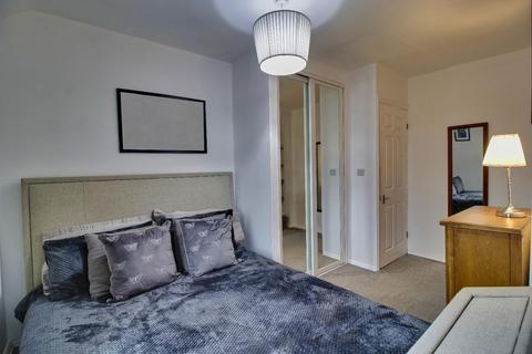 107 Broadway, Horsforth, Leeds, LS18 4HL