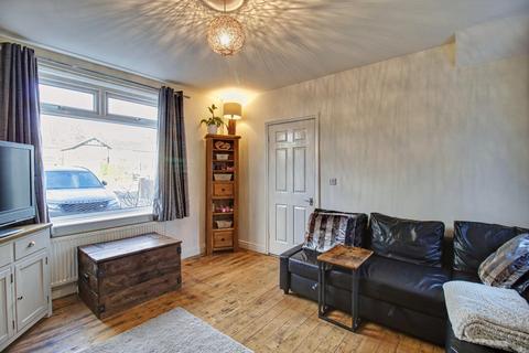 107 Broadway, Horsforth, Leeds, LS18 4HL