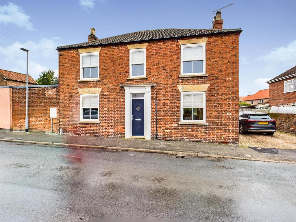 Main Street, Cranswick, Driffield 4 bed detached house £420,000