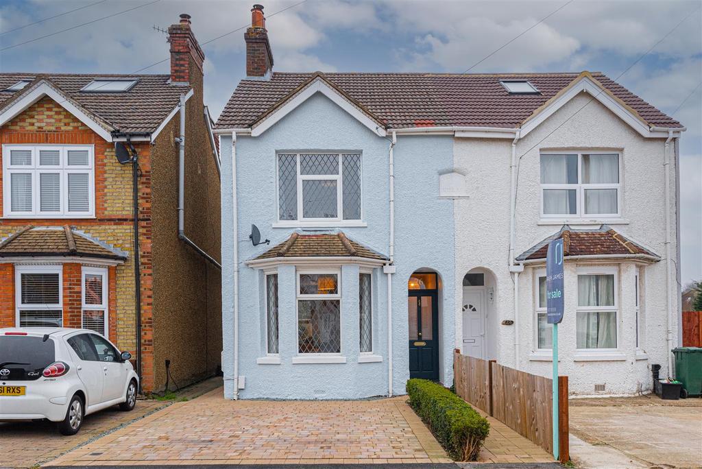 Monson Road, Redhill 3 bed house £500,000