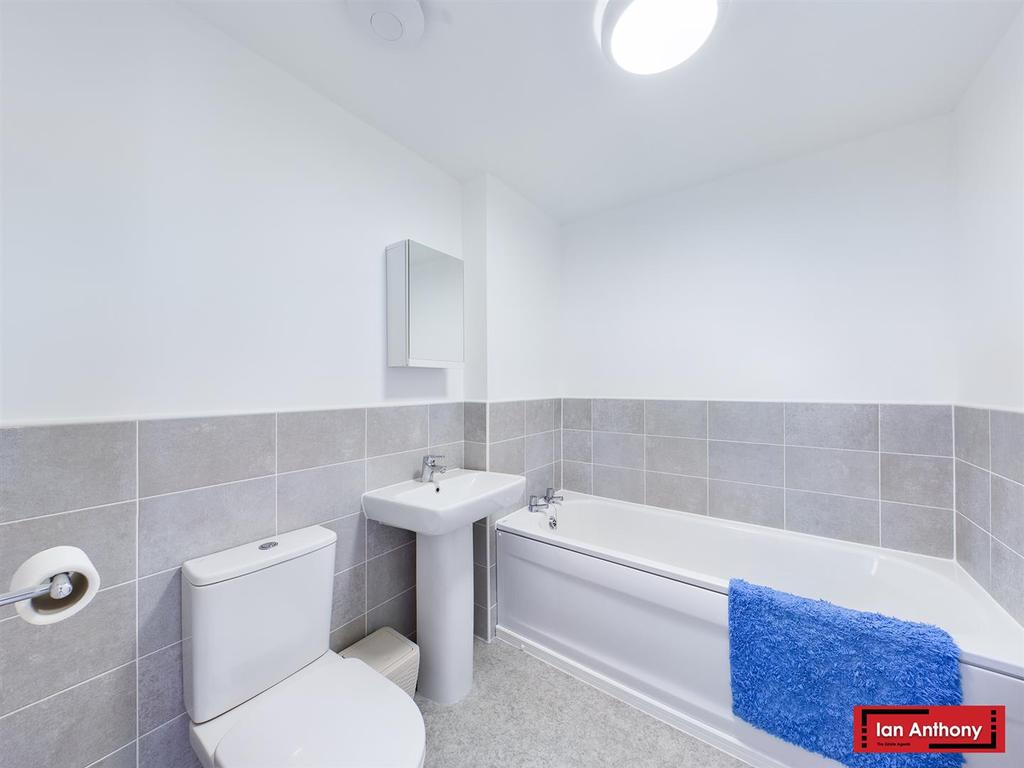 Family bathroom