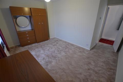 51 Bryngwyn Bach, Llanelli, SA14 8SF