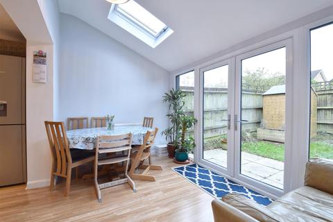 3 Sumner Close, Rolvenden, Cranbrook, TN17 4NW