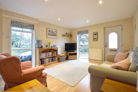 3 Sumner Close, Rolvenden, Cranbrook, TN17 4NW