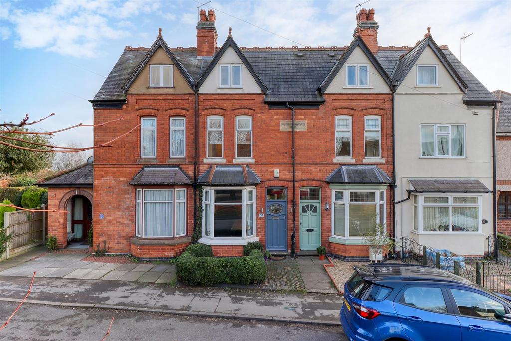 Coventry Road, Burbage 3 bed villa £280,000