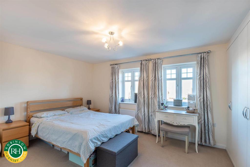 Bedroom 1.jpg