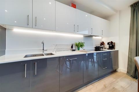 171 Beck Square, London, E10 7FZ