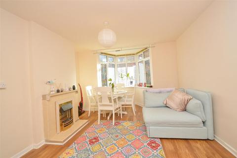 1 bedroom flat for sale - Redoubt Road, Eastbourne