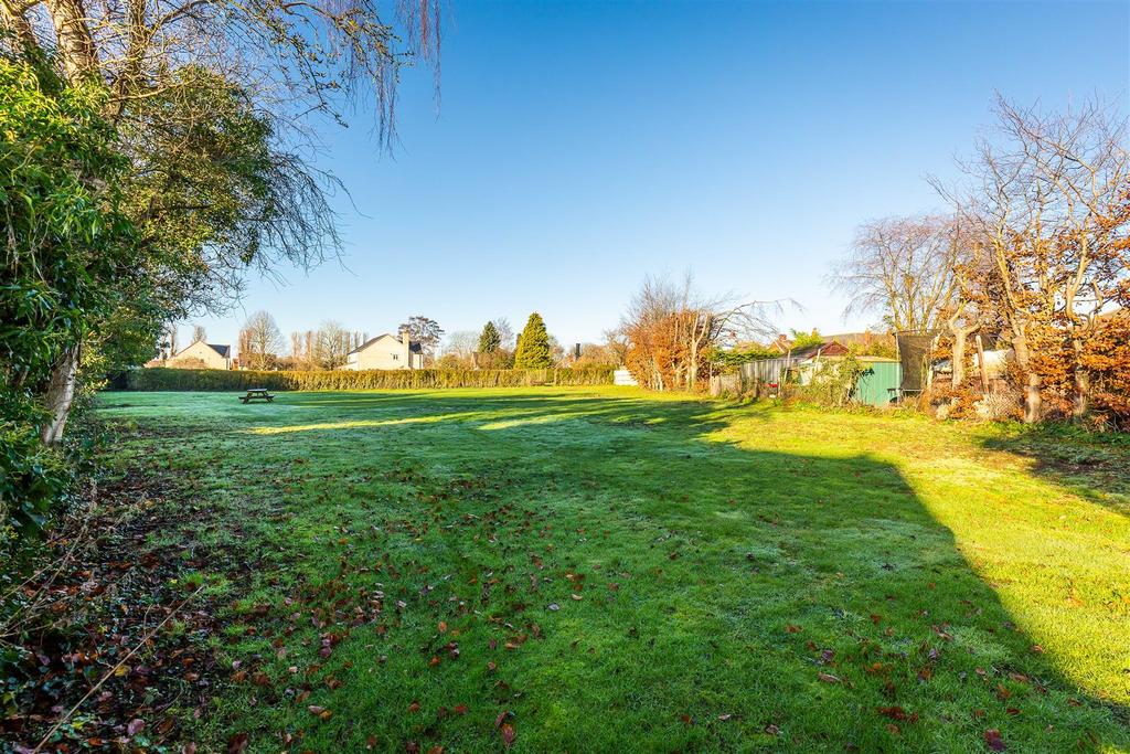 45 Washingborough Road, Heighington, LN4 1 QW-8.jpg