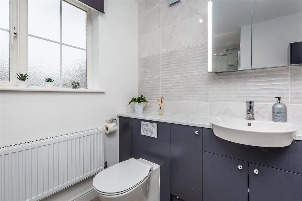 18 Manor Rise, Reepham, LN3 4 GA-33.jpg