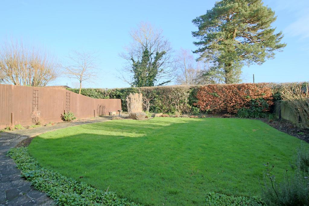 Wilmington Close, Hassocks, West... 4 bed detached house £625,000