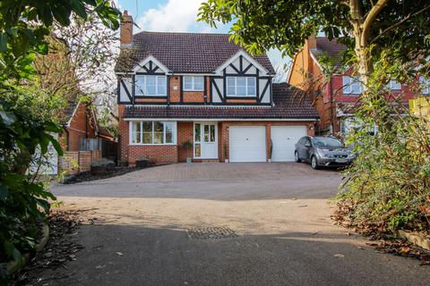 2 Carroll Close, Halling, Rochester, ME2 1PA