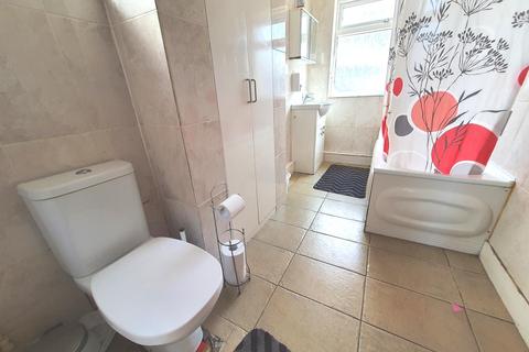 21 Fryatt Road, London, N17 7BH