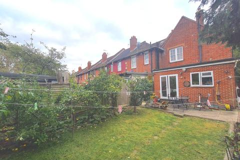 119 Risley Avenue, London, N17 7HN