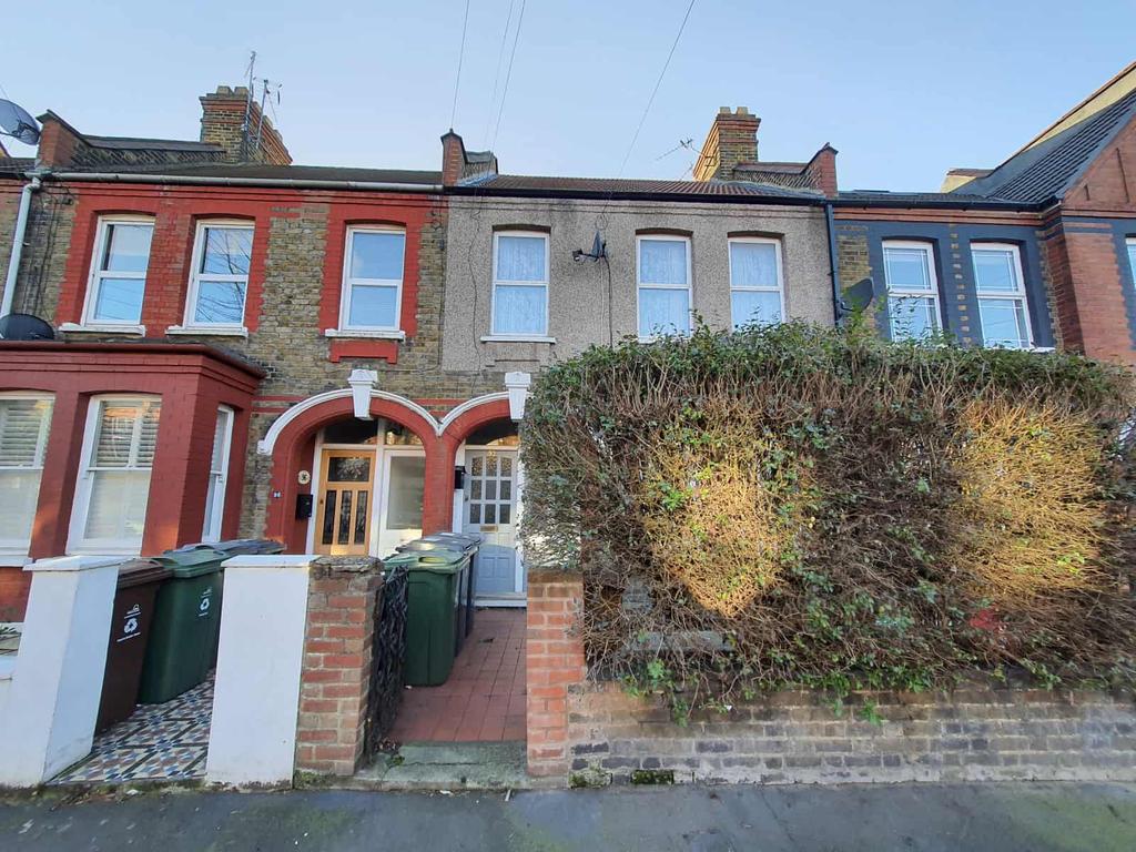 Kettlebaston Road, Leyton, E10 7PF 2 bed £375,000