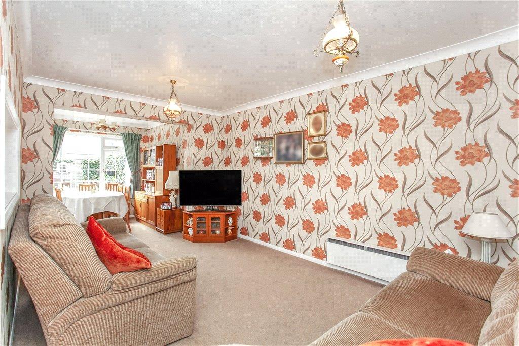 Mill Farm Avenue, SunburyonThames... 3 bed terraced house £450,000