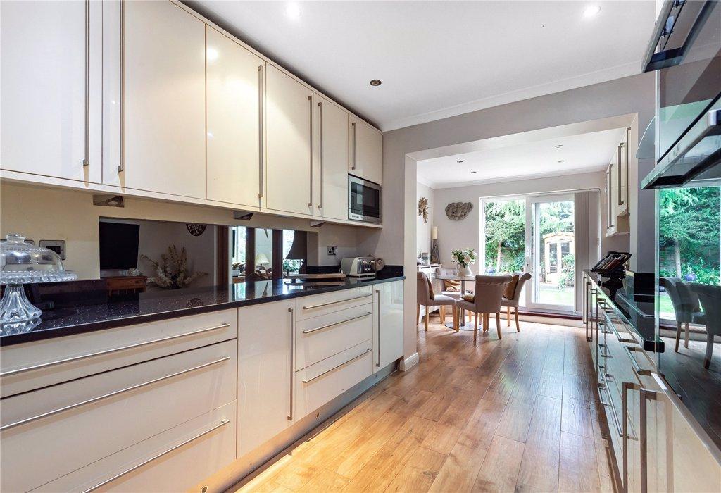 Lucky House Downalong, Bushey, Hertfordshire 6 bed detached house £