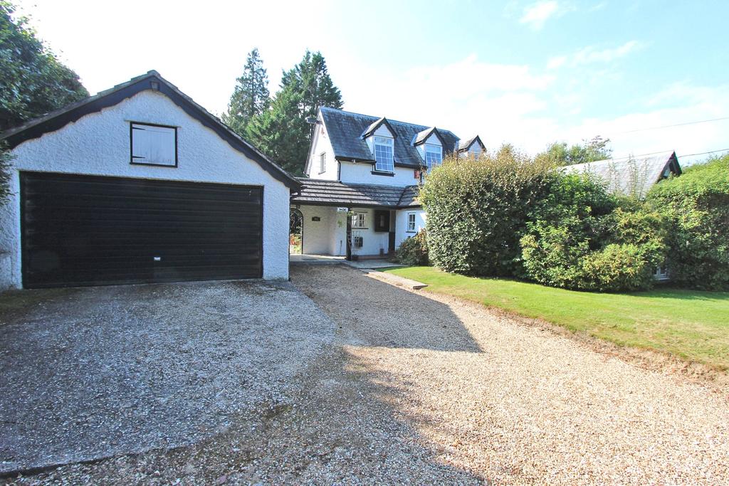 Forest Park Road, Brockenhurst, SO42 4 bed detached house