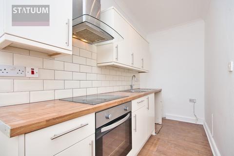 2 bedroom apartment to rent, Chingford Mount Road, Chingford, London, E4