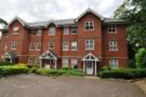 2 bedroom flat to rent, Caldicott Court, Harrison Close, Walswor, Hitchin, SG4