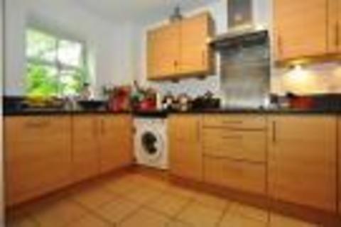 2 bedroom flat to rent, Caldicott Court, Harrison Close, Walswor, Hitchin, SG4