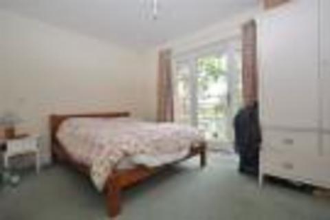 2 bedroom flat to rent, Caldicott Court, Harrison Close, Walswor, Hitchin, SG4