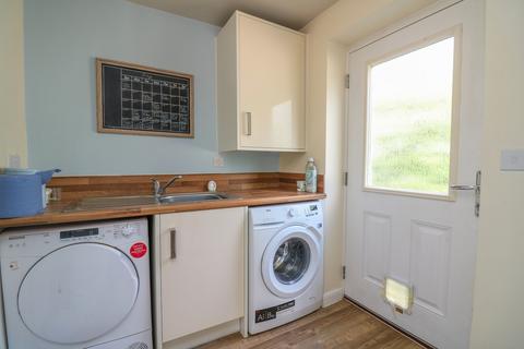 6 Aaron Lewis Close, Hawkwell, Hockley, SS5 4FE