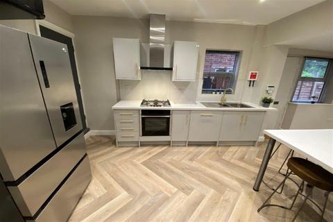 5 bedroom house share to rent, Marlborough Road, Beeston, NG9 2HG