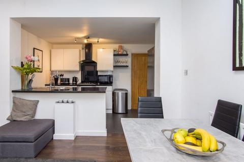 16 Althorp Drive, Penarth, CF64 5FF
