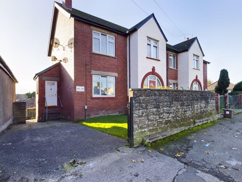 Grand Avenue Ely Cardiff CF5 4RD 2 bed apartment £130,000