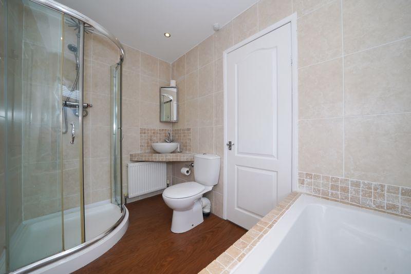 Jack n jill ensuite