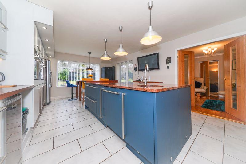 Kitchen into...