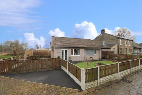 2 bedroom detached bungalow for sale - Crofthouse Lane, Keighley, BD20