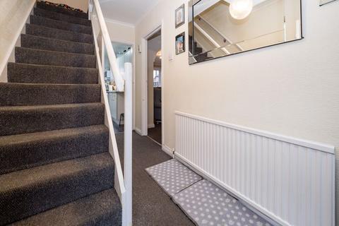 26 Glenton Close, Romford, RM1 4AN
