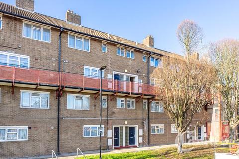 3 bedroom maisonette for sale, Corbett Grove, Bounds Green, N22