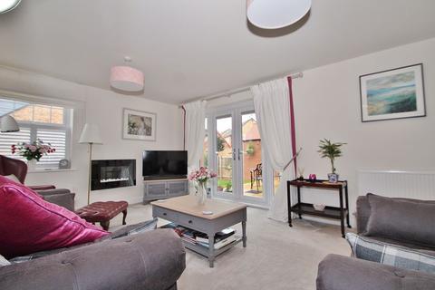 4 Heron Drive, Witney, OX28 6NP