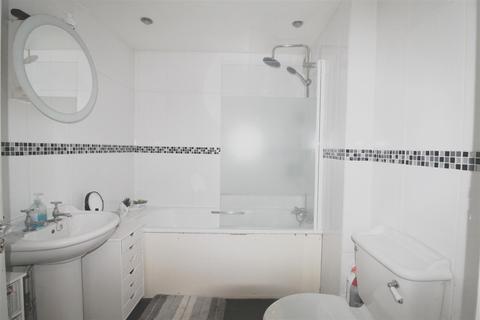 Flat 2, 30 Vant Road, London, SW17 8TJ