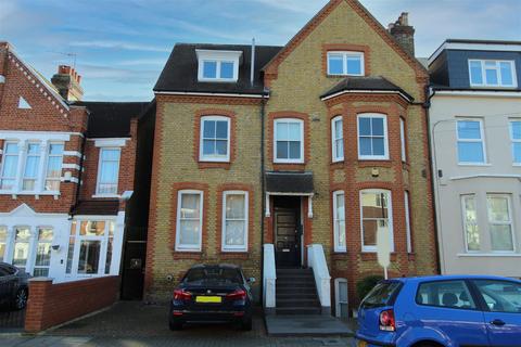 Flat 2, 30 Vant Road, London, SW17 8TJ