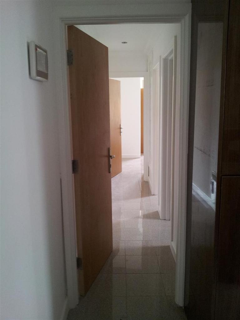E Flat 2 - 189 Albany Rd (Hallway).jpg