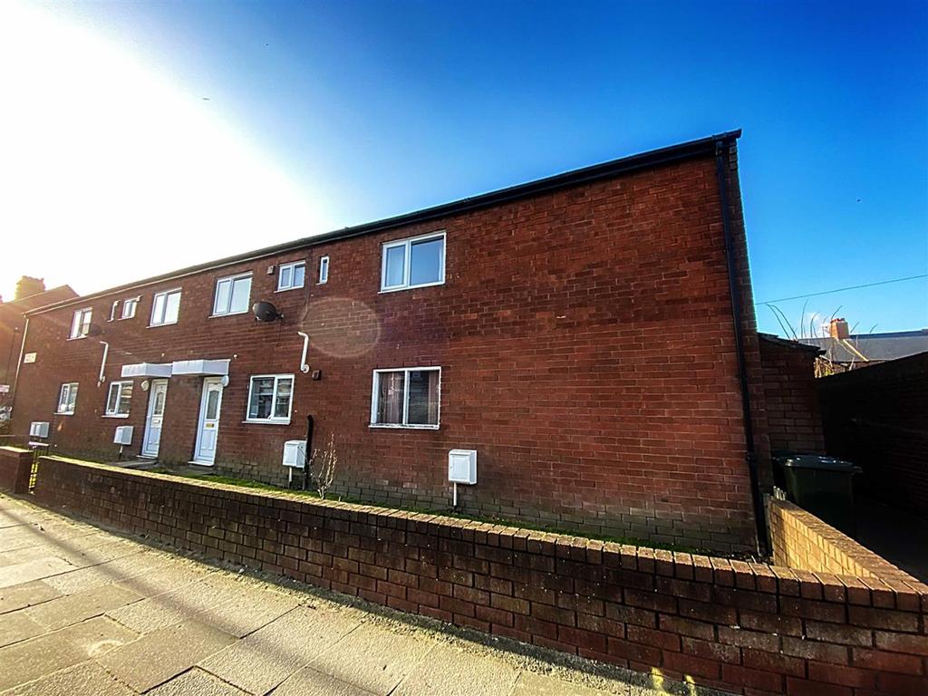 Valeshead House, Park Road, Wallsend 1 bed apartment £49,950