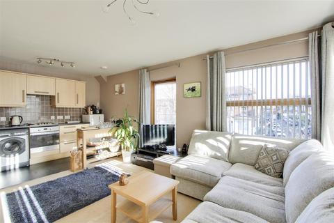 2 bedroom apartment for sale - Binding Close, Carrington, Nottinghamshire, NG5 1RG
