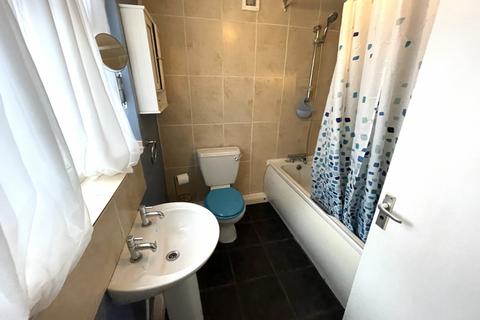 2 bedroom terraced house to rent, Hull HU5