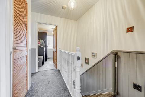 27 Bramble Road, Leigh-on-sea, SS9 5HA