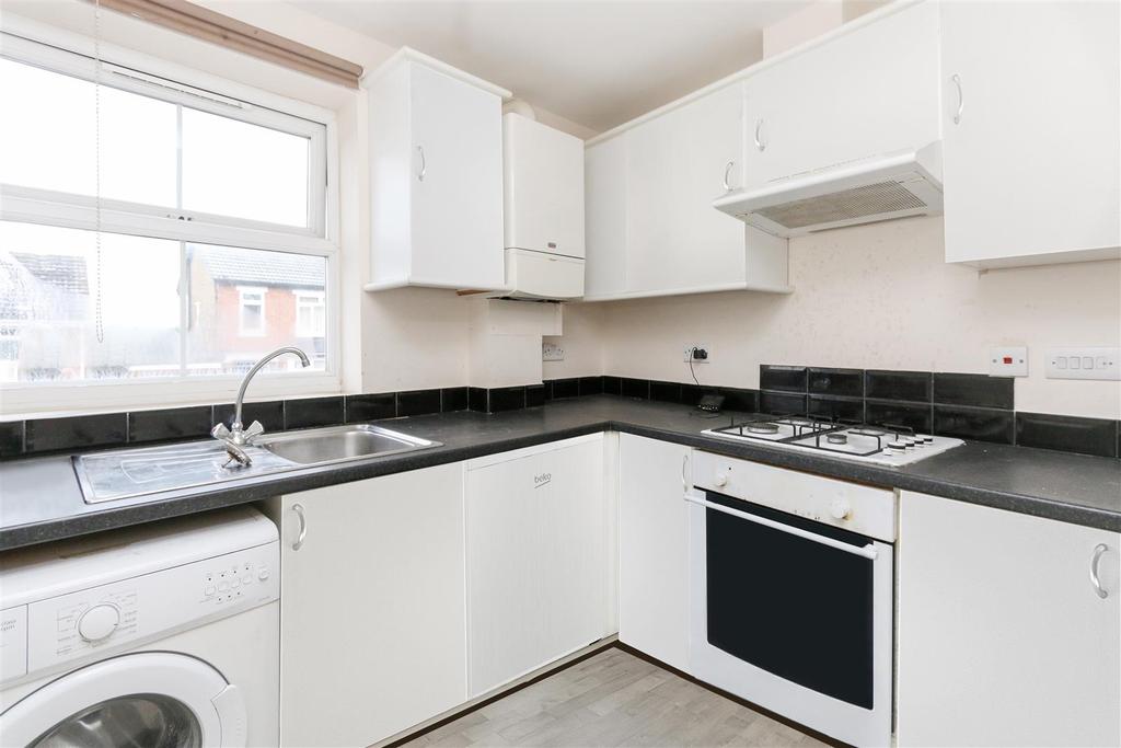 Hackney Road, Maidstone 2 bed flat £1,000 pcm (£231 pw)