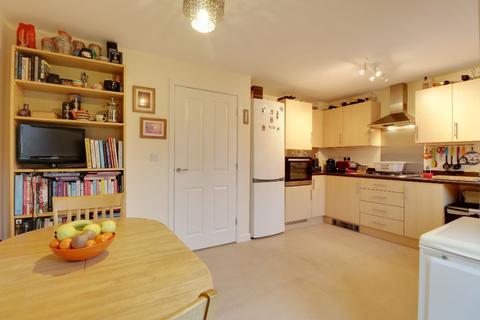 6 Hawking Close, Colsterworth, Grantham, NG33 5GG