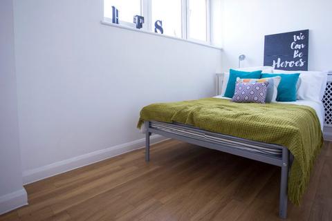 1 bedroom flat to rent - 190 Kensal Road, London